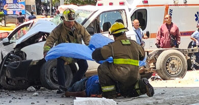 Locomotora se desprende del tren y arrolla carros en dos cruceros de Irapuato; hay 6 muertos